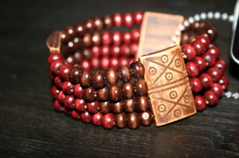 Armband, Hout
